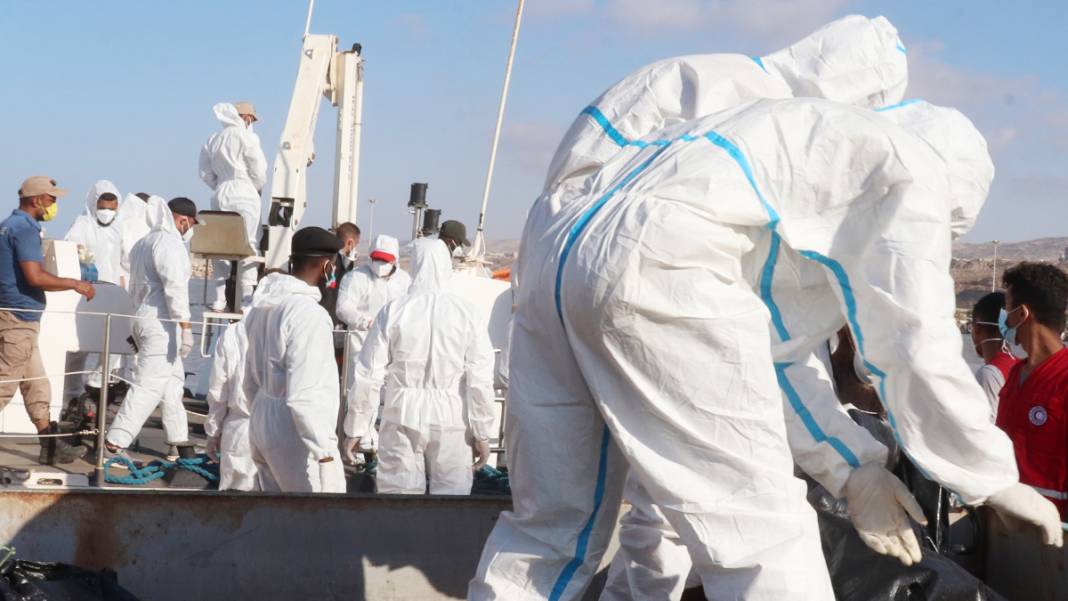 Libya'daki sel felaketinde bilanço ağırlaşıyor! Toplu mezarlar, evsiz kalan insanlar... 11